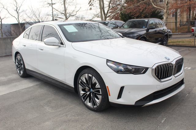 Used 2025 BMW i5 xDrive40 w/ Premium Package