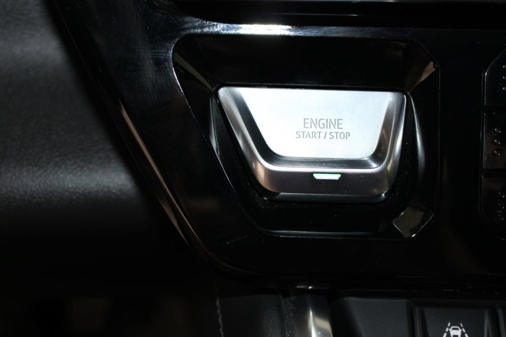 Used 2024 GMC Sierra 1500 Denali AWD/4WD image 51