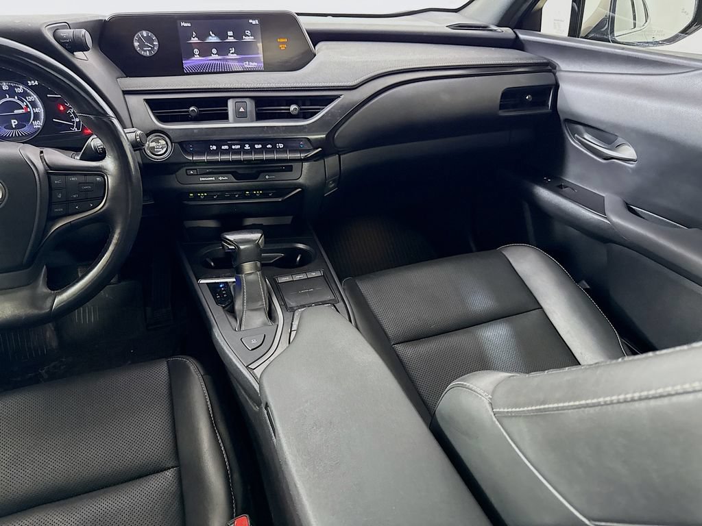 Used 2020 Lexus UX 200 w/ Premium Package FWD image 23