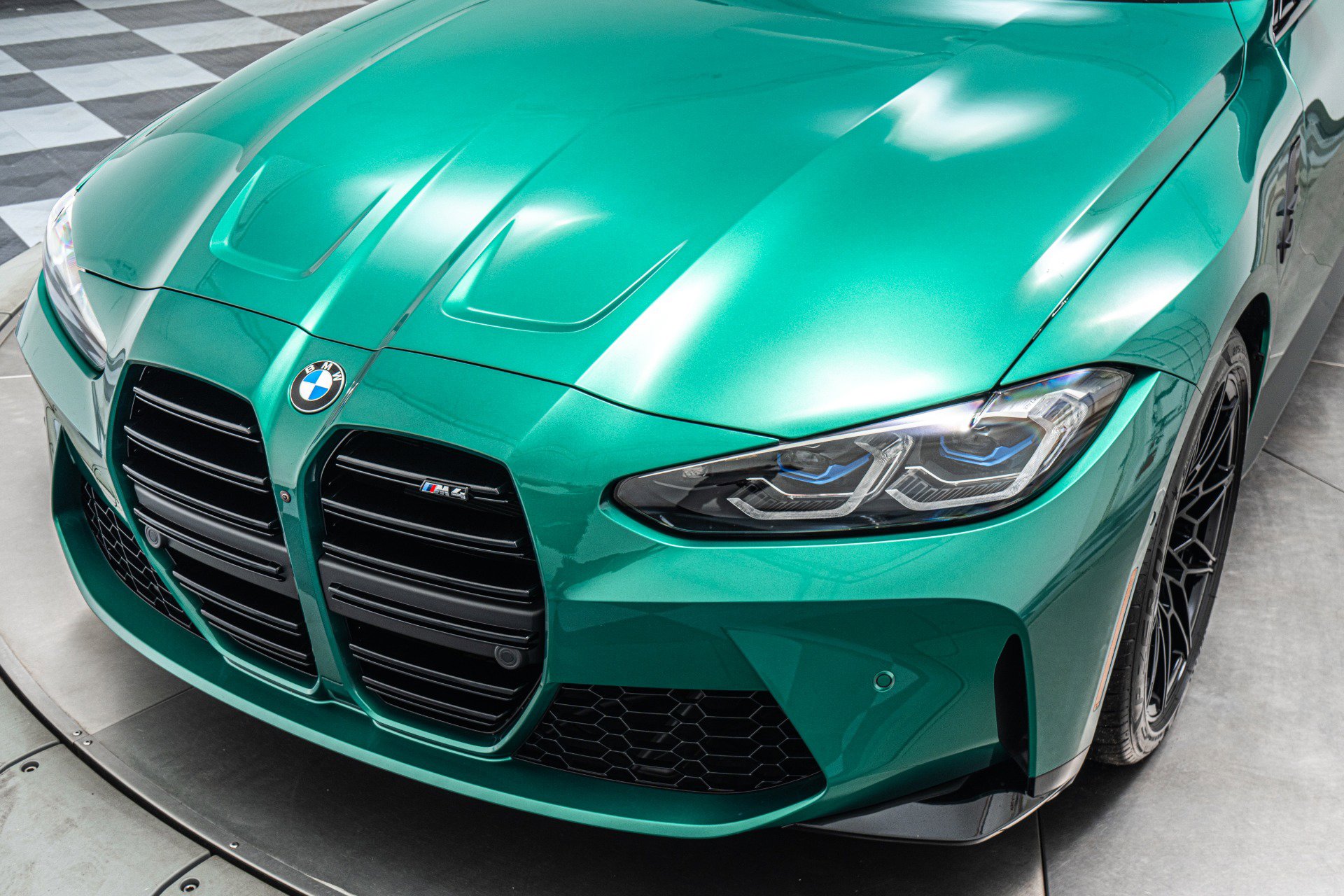 Used 2021 BMW M4 Coupe w/ Executive Package image 35