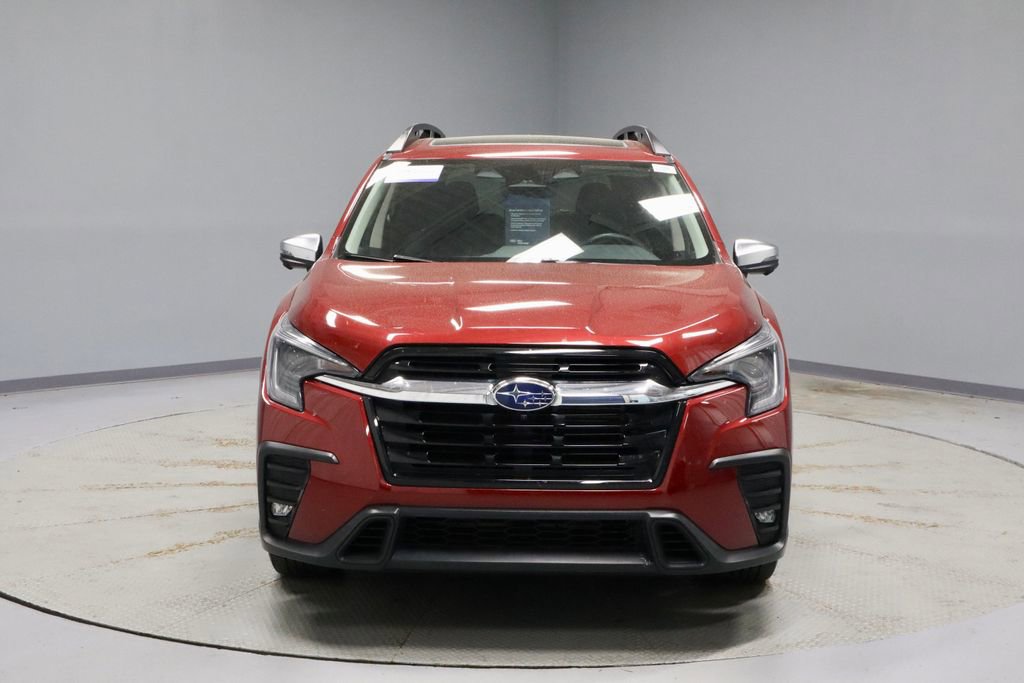 Used 2023 Subaru Ascent Limited w/ Technology Package AWD/4WD image 7