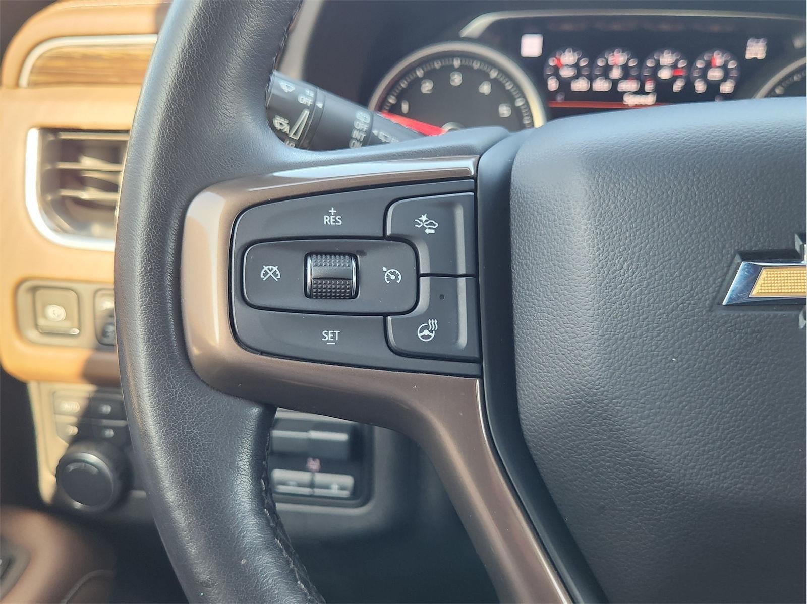 Used 2021 Chevrolet Tahoe High Country w/ Premium Package AWD/4WD image 29