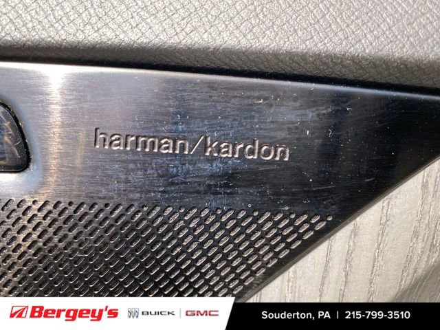 Used 2024 Volvo XC90 B6 Plus AWD/4WD image 37