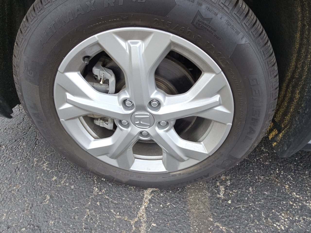 Used 2023 Honda HR-V LX image 9