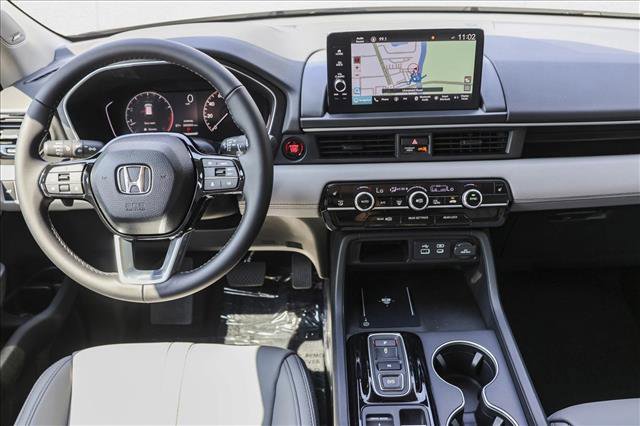 New 2025 Honda Pilot Touring image 26