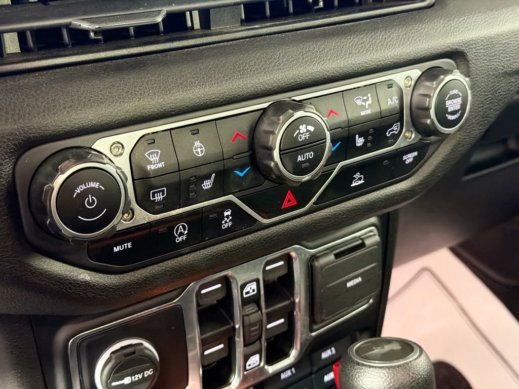 Used 2024 Jeep Wrangler Willys image 15