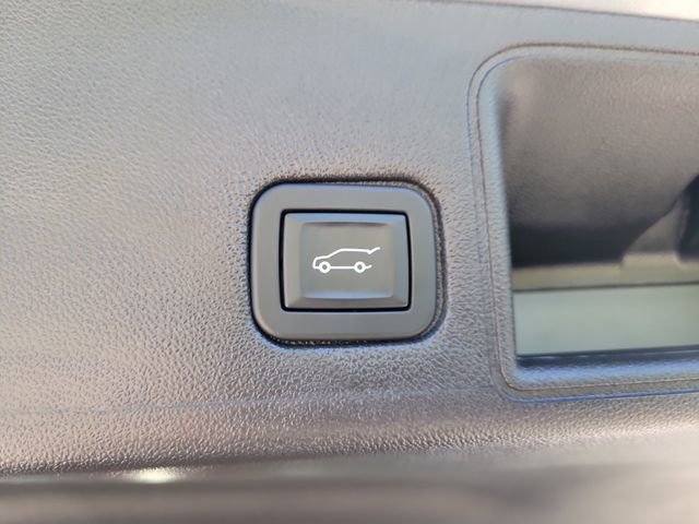 Used 2024 GMC Terrain SLE w/ Driver Convenience Package AWD/4WD image 7