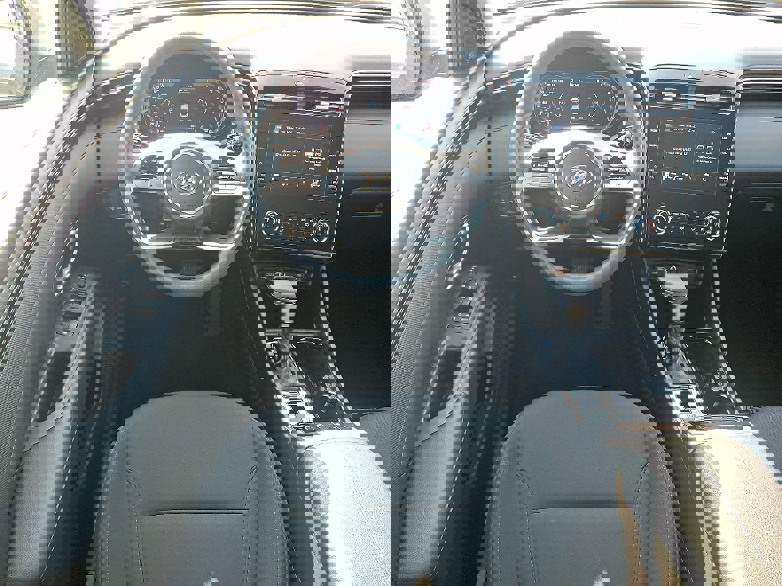 Certified 2023 Hyundai Tucson SEL AWD/4WD image 12