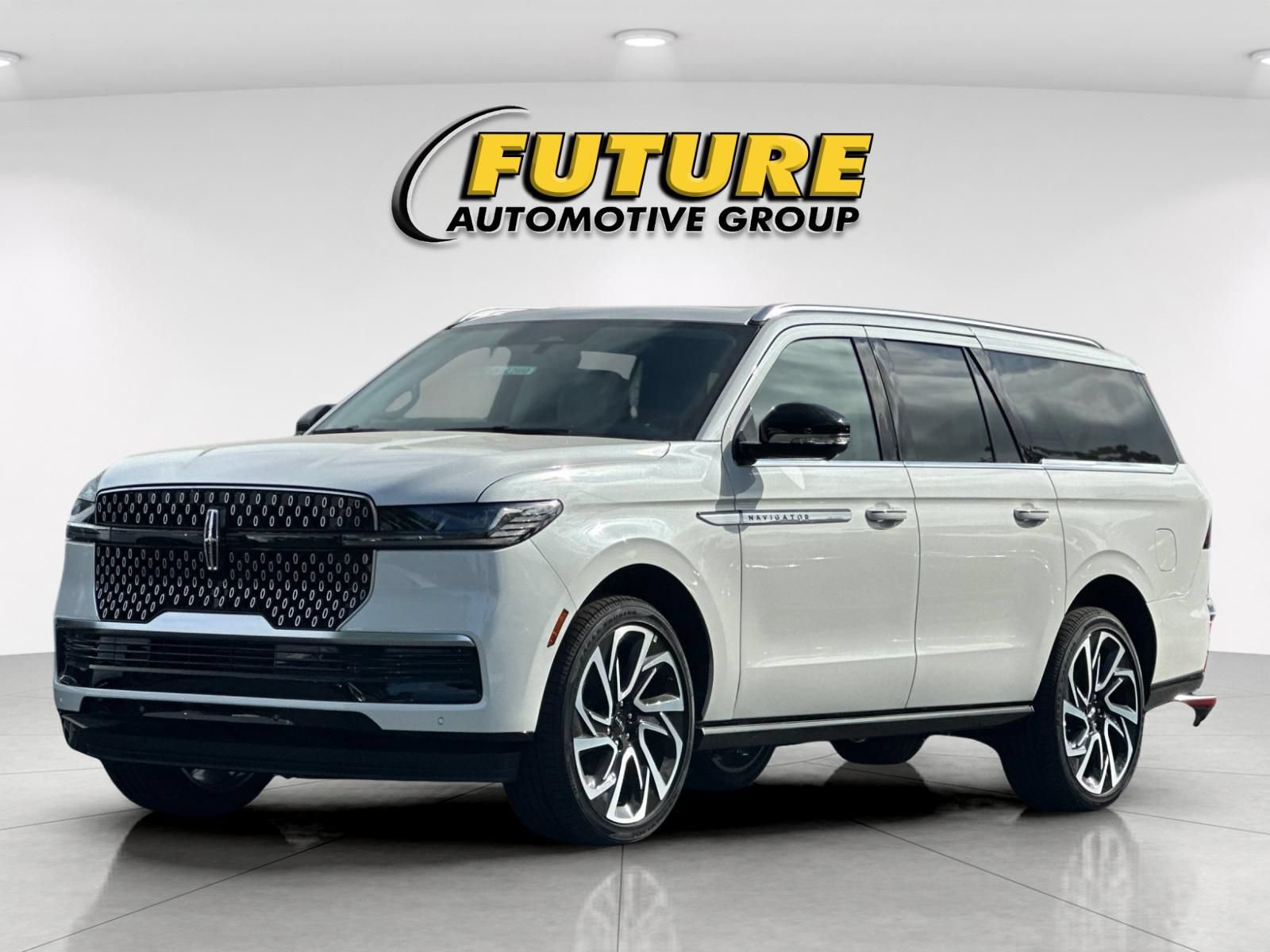 New 2026 Lincoln Navigator L Reserve AWD/4WD image 7