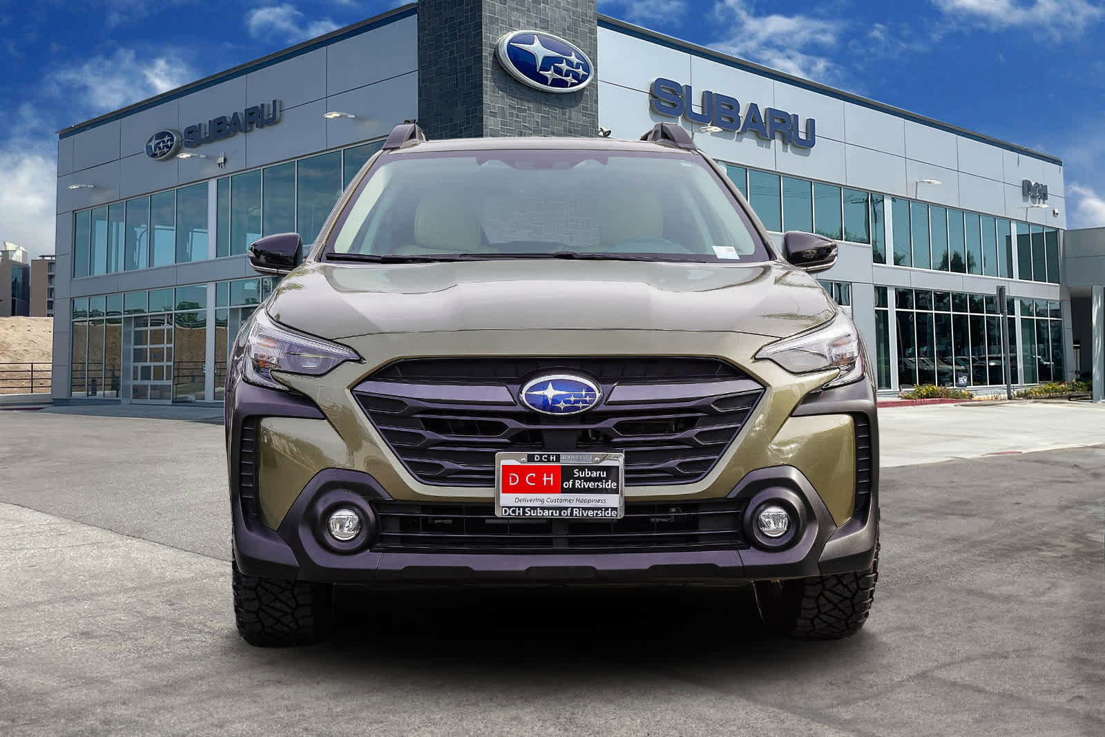 Used 2025 Subaru Outback Premium image 2