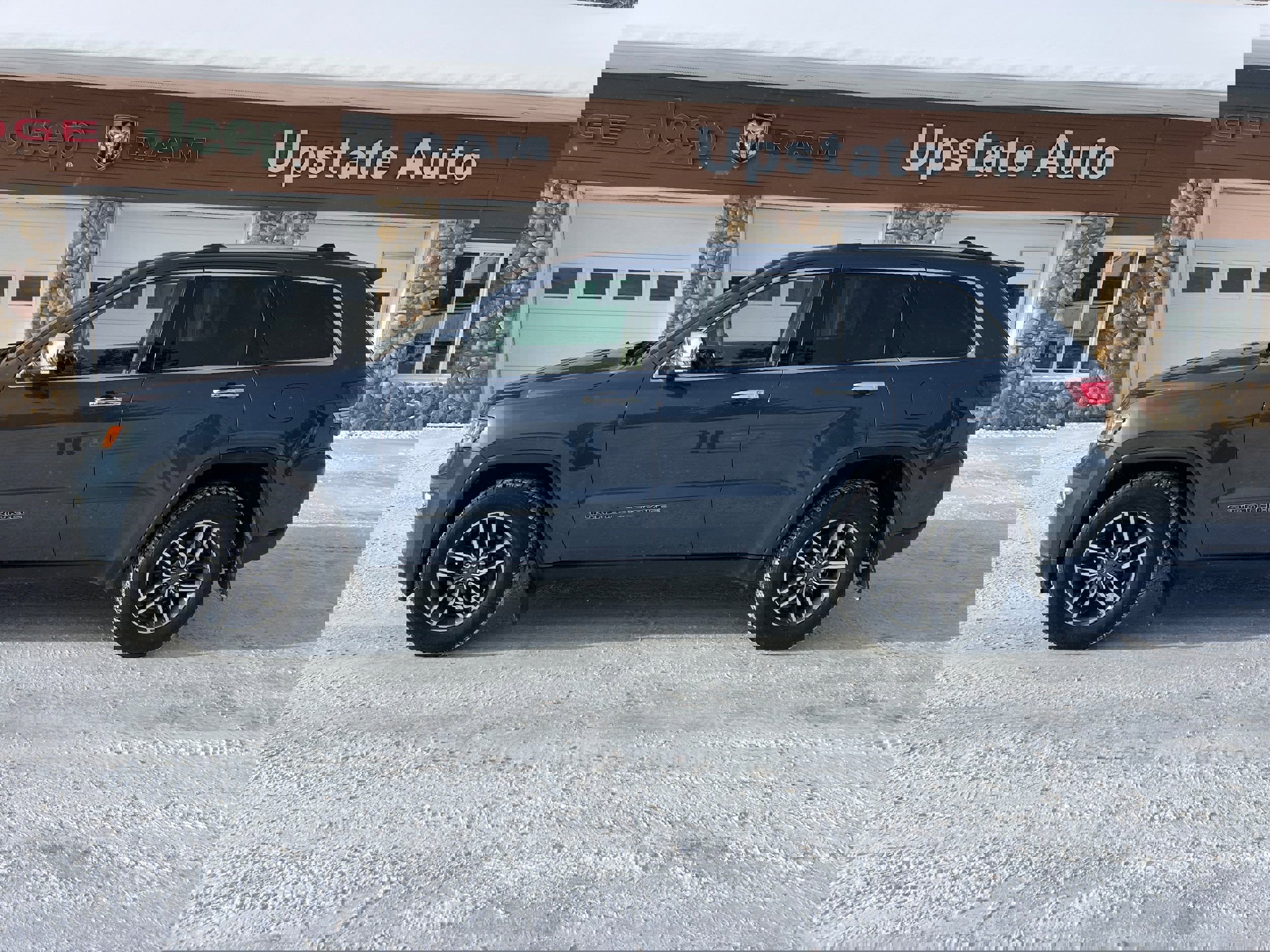 Used 2020 Jeep Grand Cherokee Limited image 8