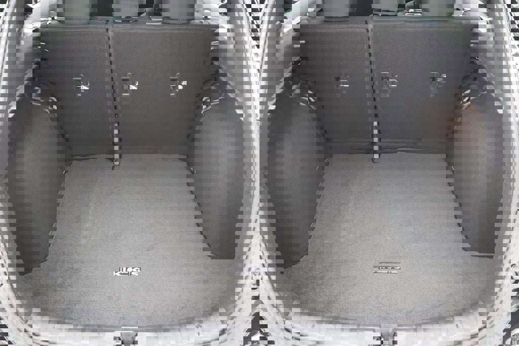 Used 2024 Nissan Kicks SV image 24