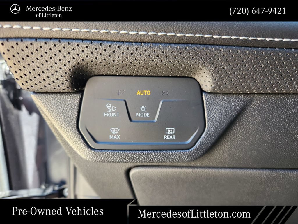 Used 2024 Volkswagen Atlas SE AWD/4WD image 21