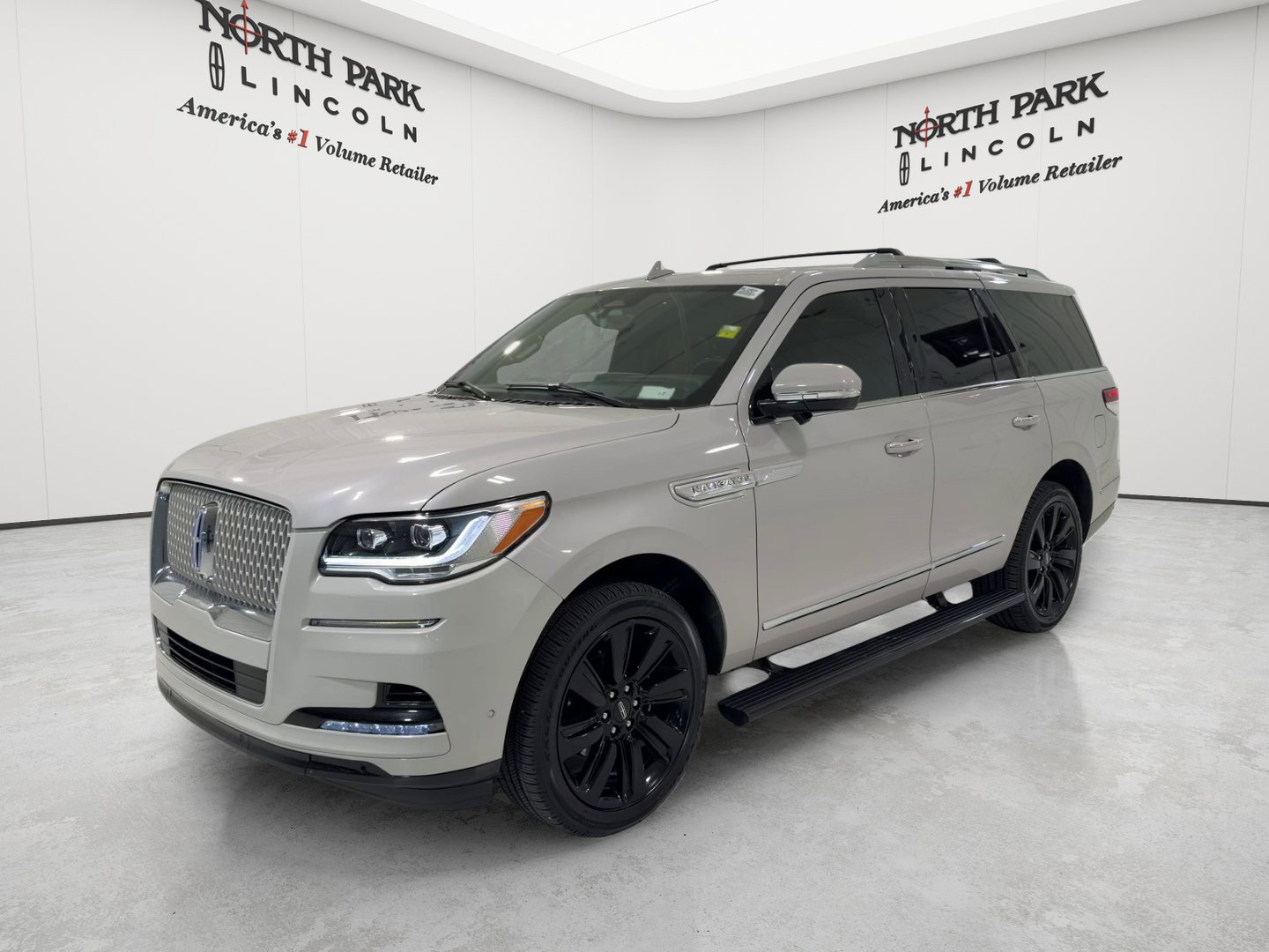 Used 2023 Lincoln Navigator Reserve