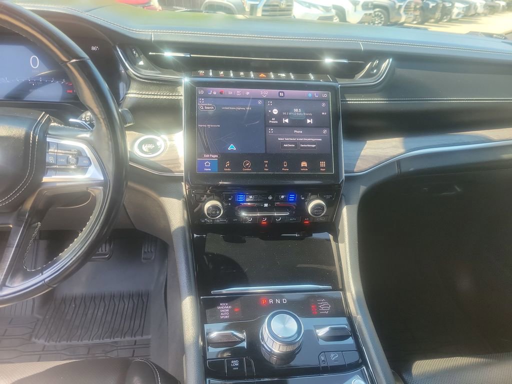 Used 2021 Jeep Grand Cherokee L Overland w/ Advanced Protech Group III image 24