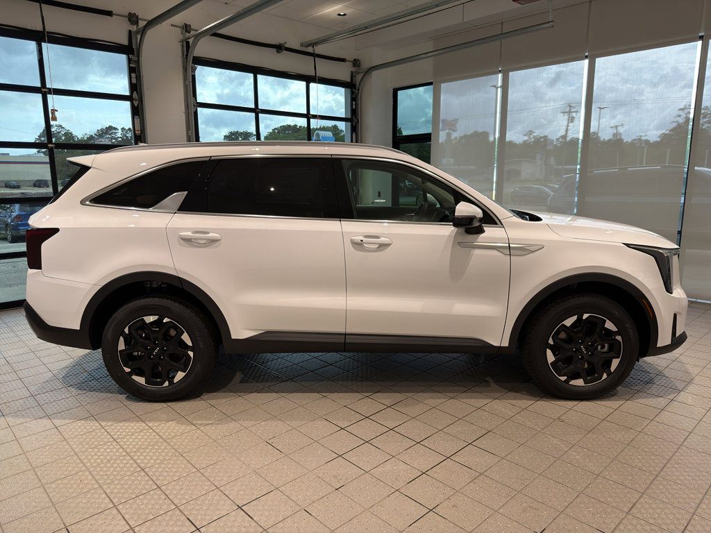 New 2026 Kia Sorento S image 6