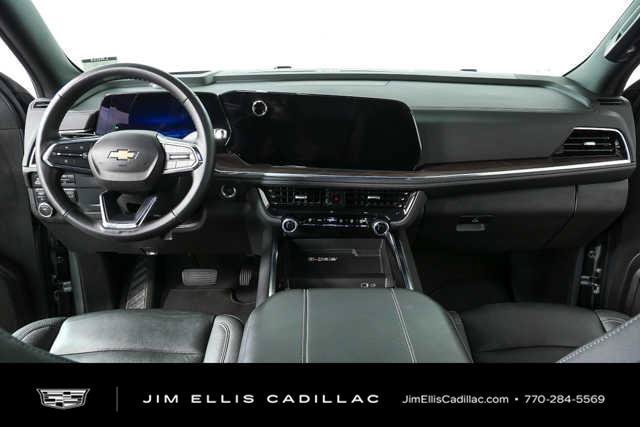 Used 2025 Chevrolet Tahoe LT AWD/4WD image 18