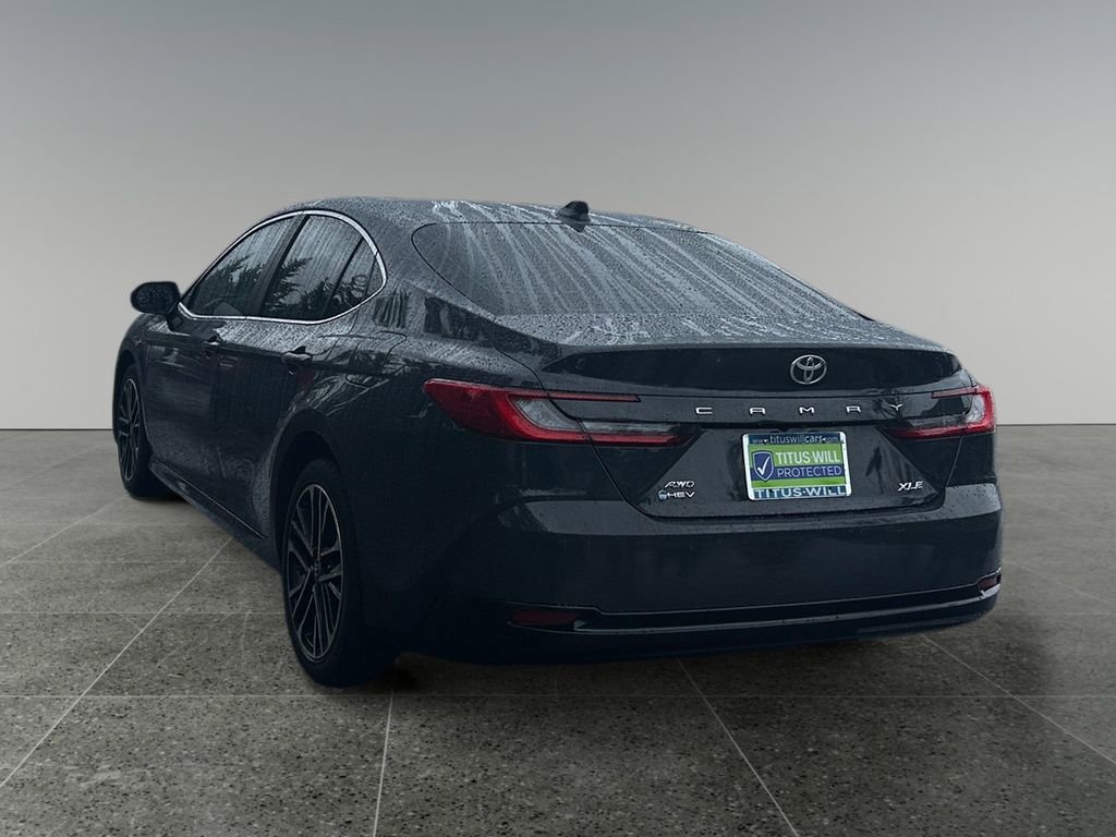 Used 2025 Toyota Camry XLE image 5