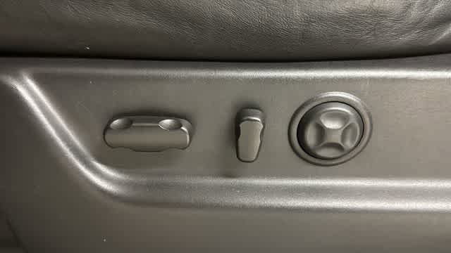 Used 2014 Cadillac Escalade ESV Platinum image 15