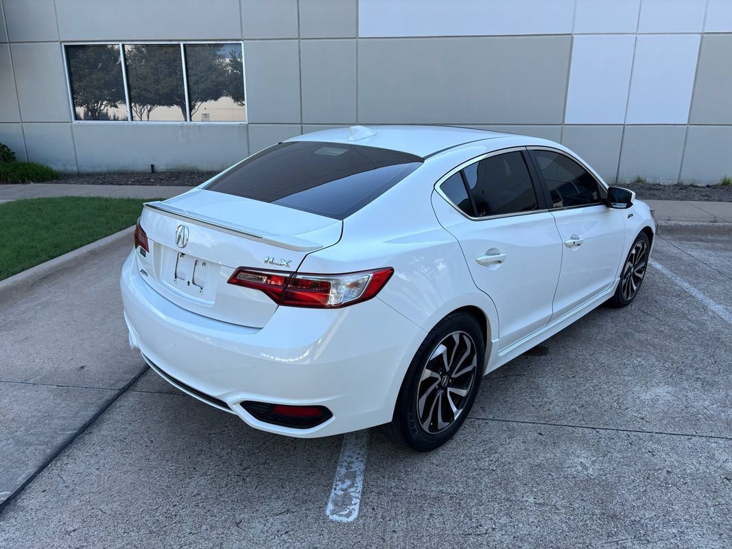 Used 2018 Acura ILX FWD image 9