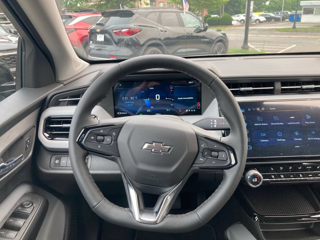 New 2027 Chevrolet Bolt LT w/ Comfort Package FWD image 6
