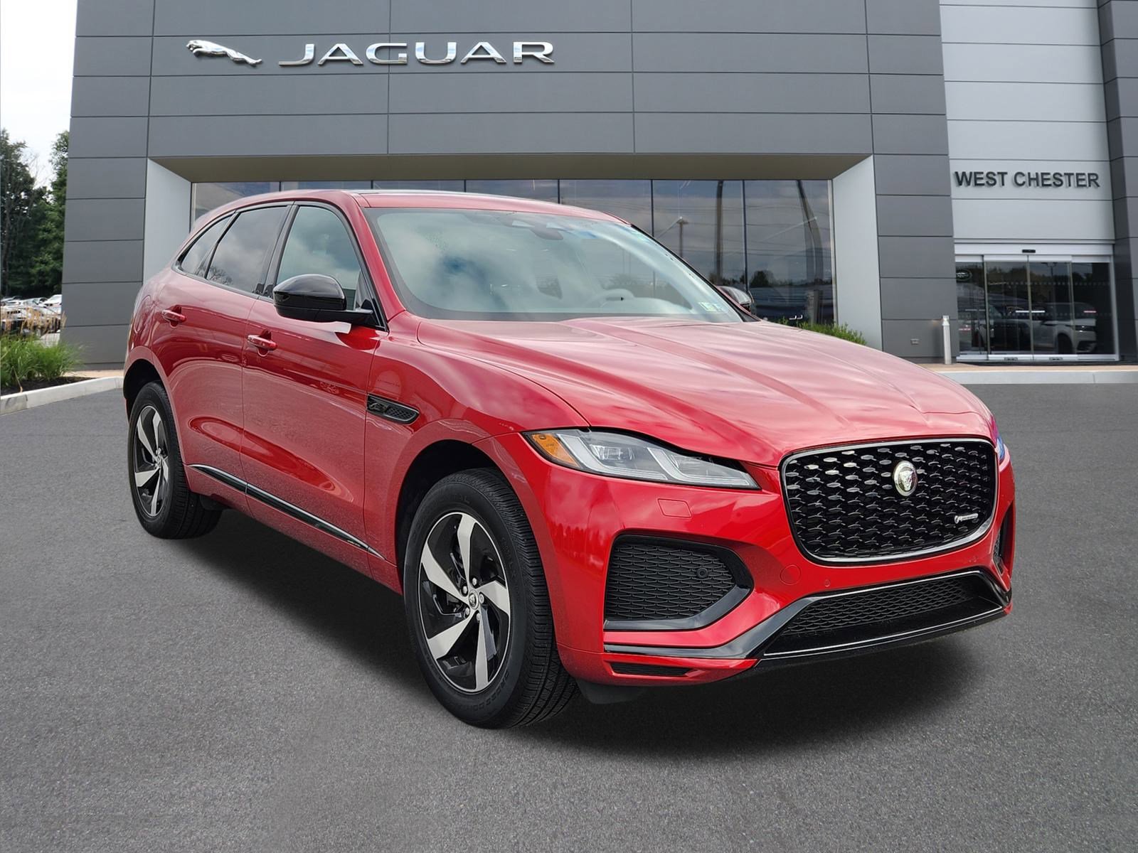 Certified 2025 Jaguar F-PACE R-Dynamic S image 2