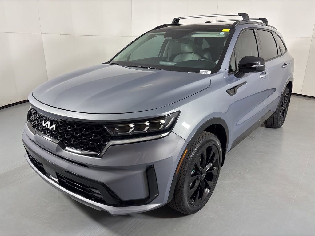 Used 2023 Kia Sorento SX image 4
