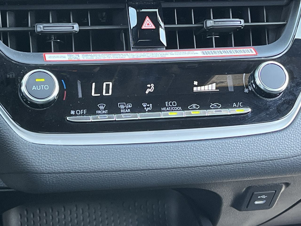 Used 2026 Toyota Corolla SE FWD image 18