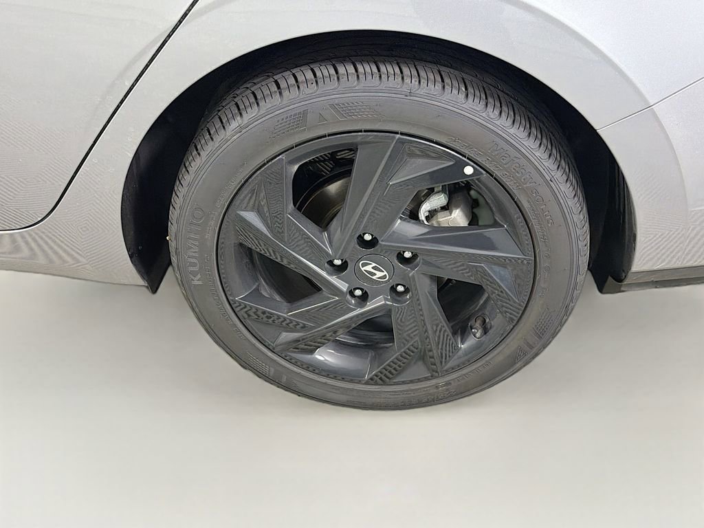 Used 2026 Hyundai Elantra Sport w/ Cargo Package FWD image 29