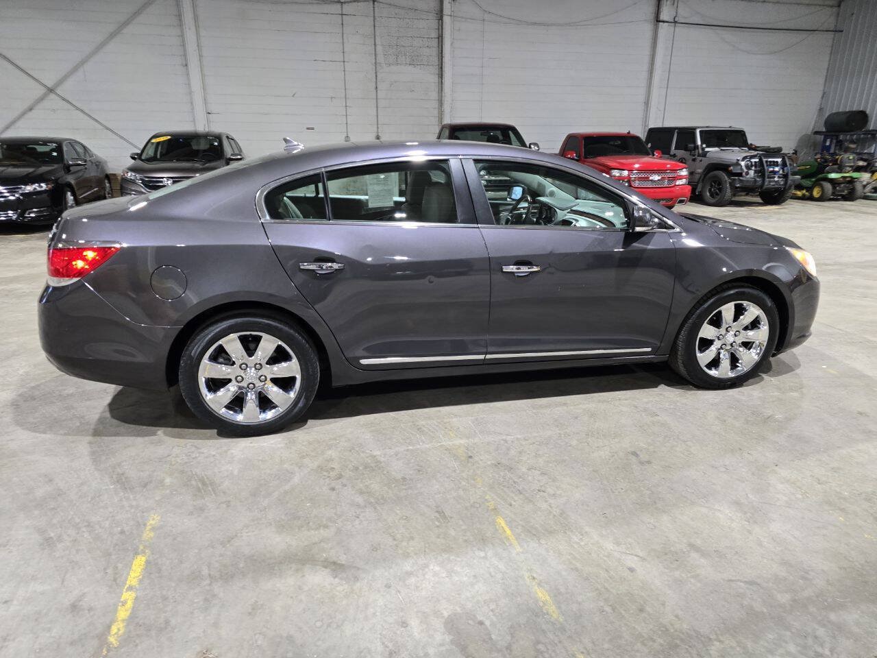 Used 2013 Buick LaCrosse Premium FWD image 13