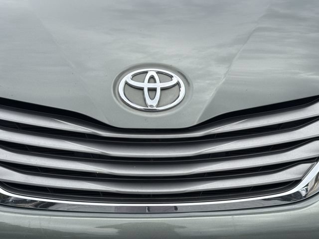 Used 2013 Toyota Sienna XLE FWD image 8