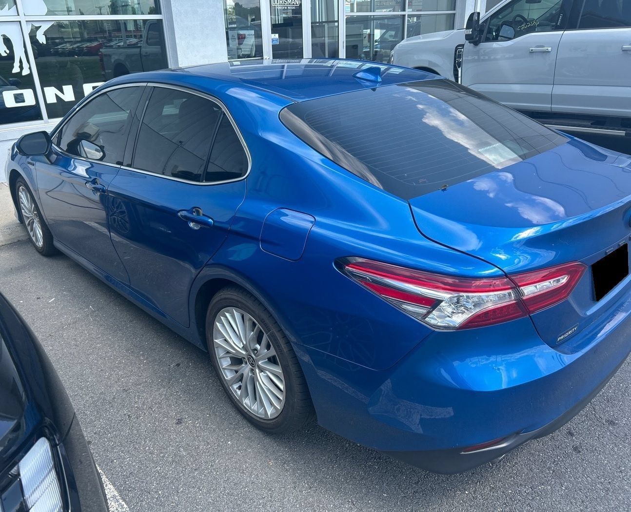 Used 2020 Toyota Camry XLE w/ Driver Assist Package FWD image 5