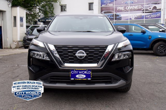 Used 2023 Nissan Rogue SV AWD/4WD image 2