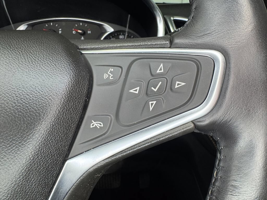 Used 2019 Chevrolet Equinox Premier AWD/4WD image 16