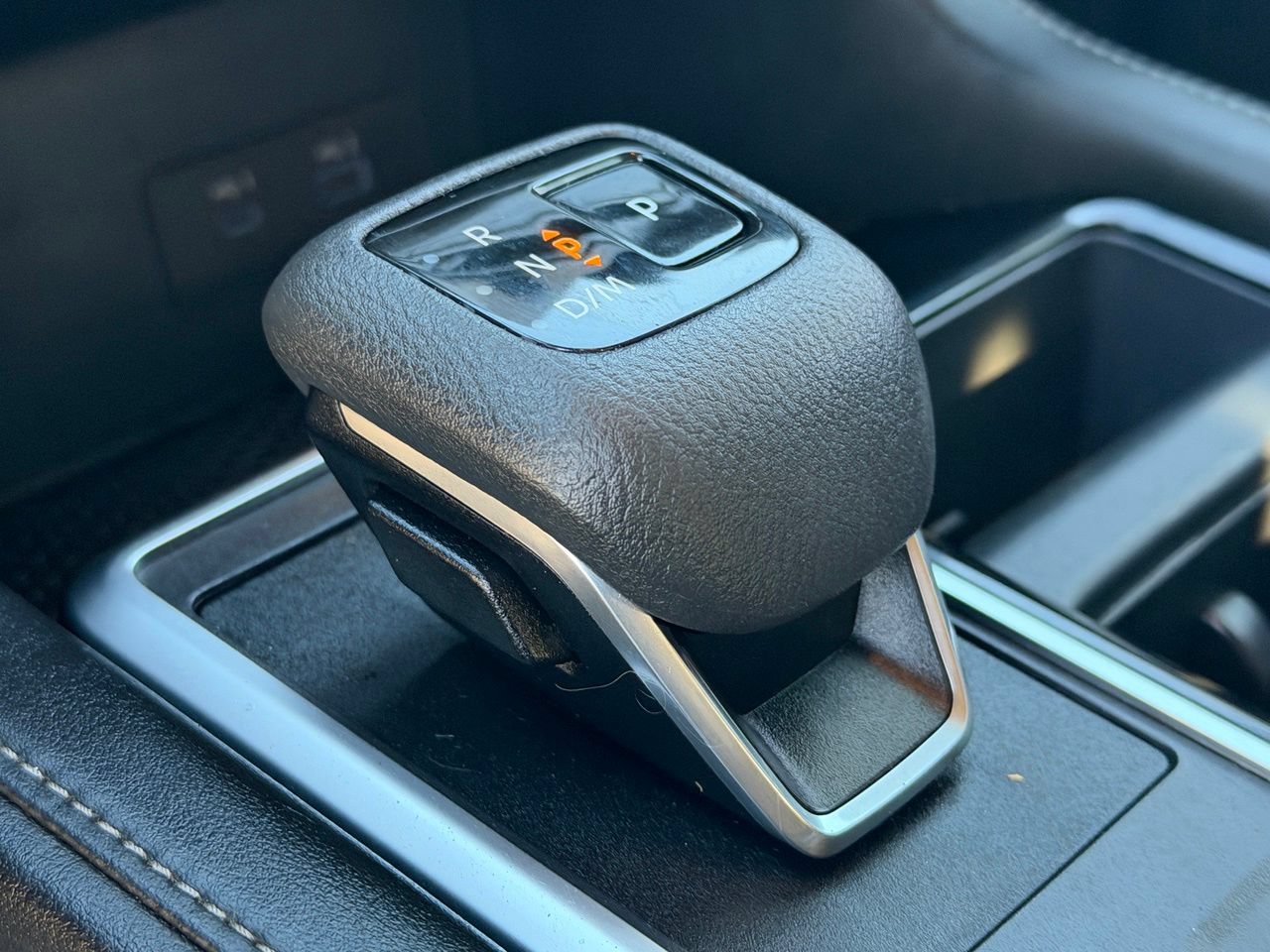 Certified 2024 Nissan Pathfinder SV FWD image 25