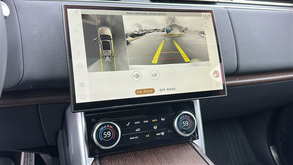 Certified 2023 Land Rover Range Rover SE image 17