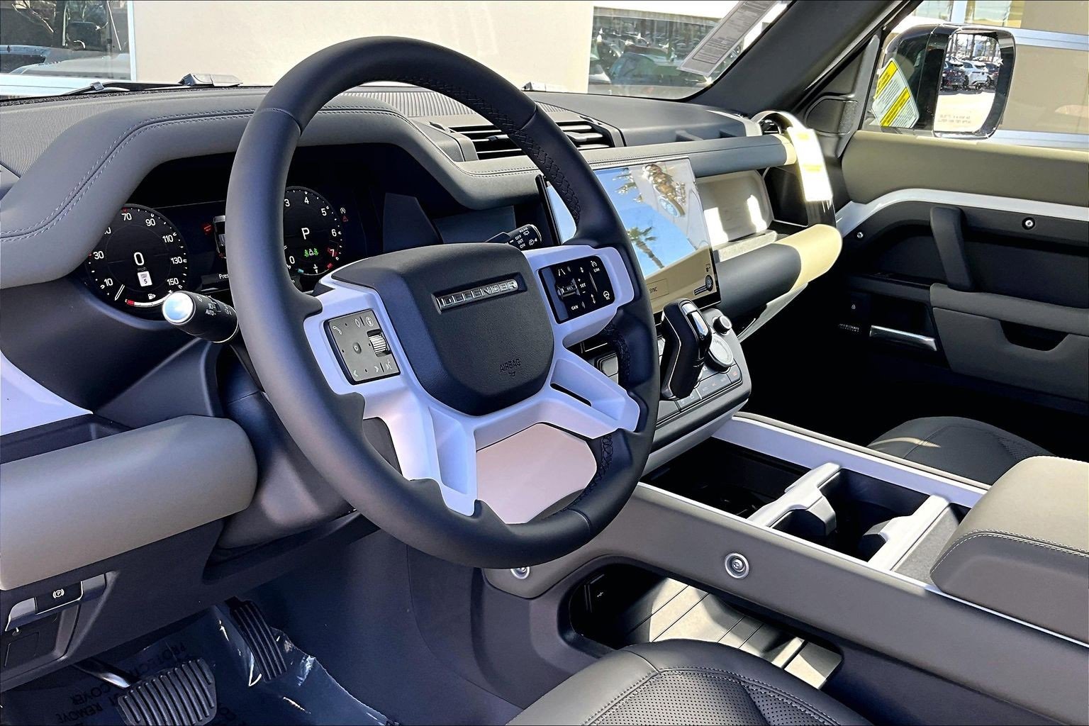 New 2026 Land Rover Defender 110 X-Dynamic SE image 6