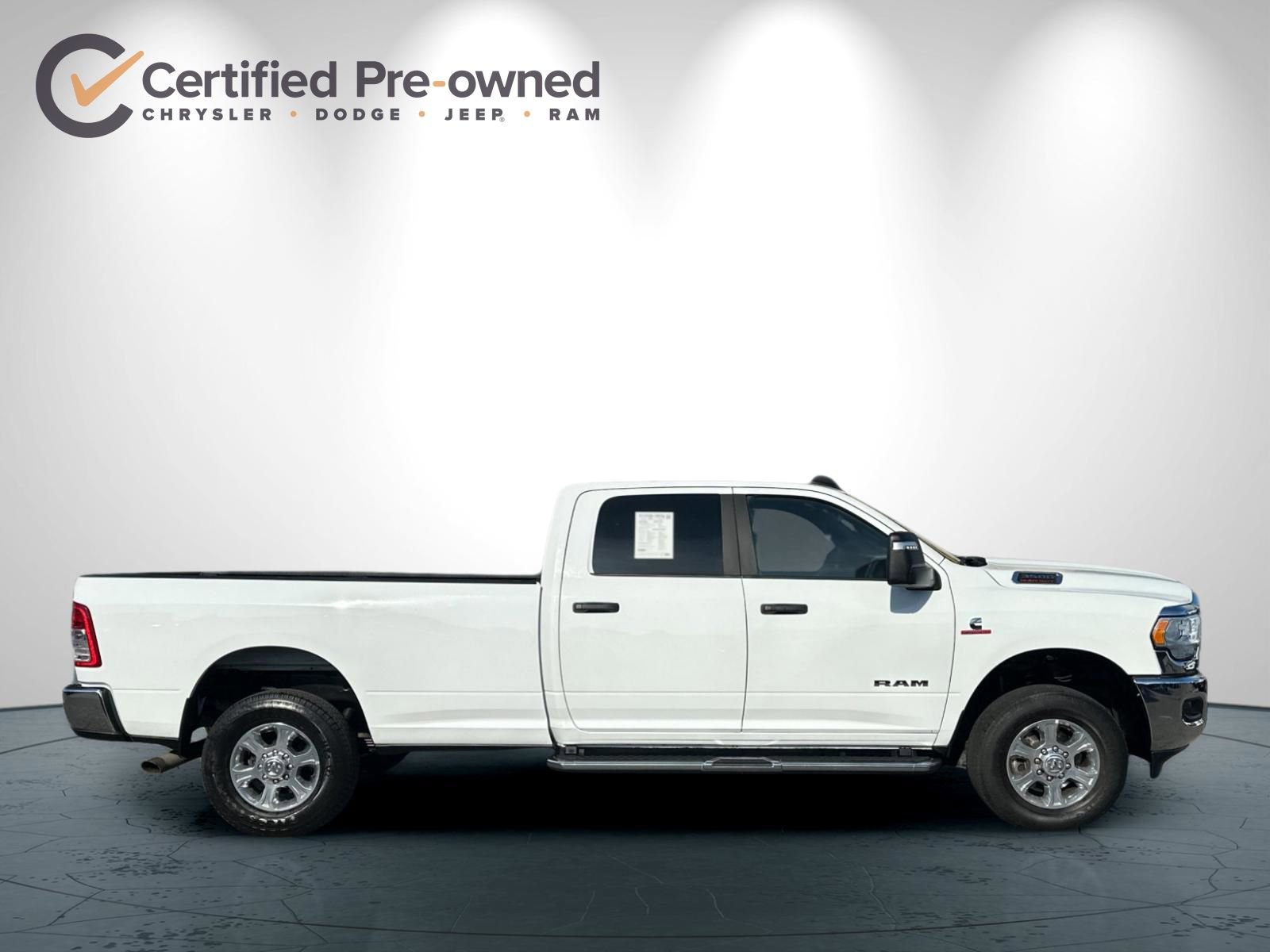 Used 2023 RAM 3500 Big Horn w/ Level 1 Equipment Group AWD/4WD image 3