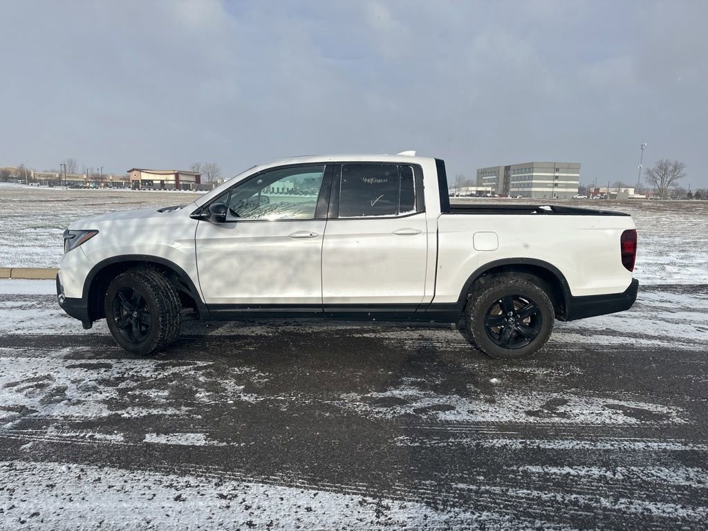 Used 2023 Honda Ridgeline Black Edition image 9