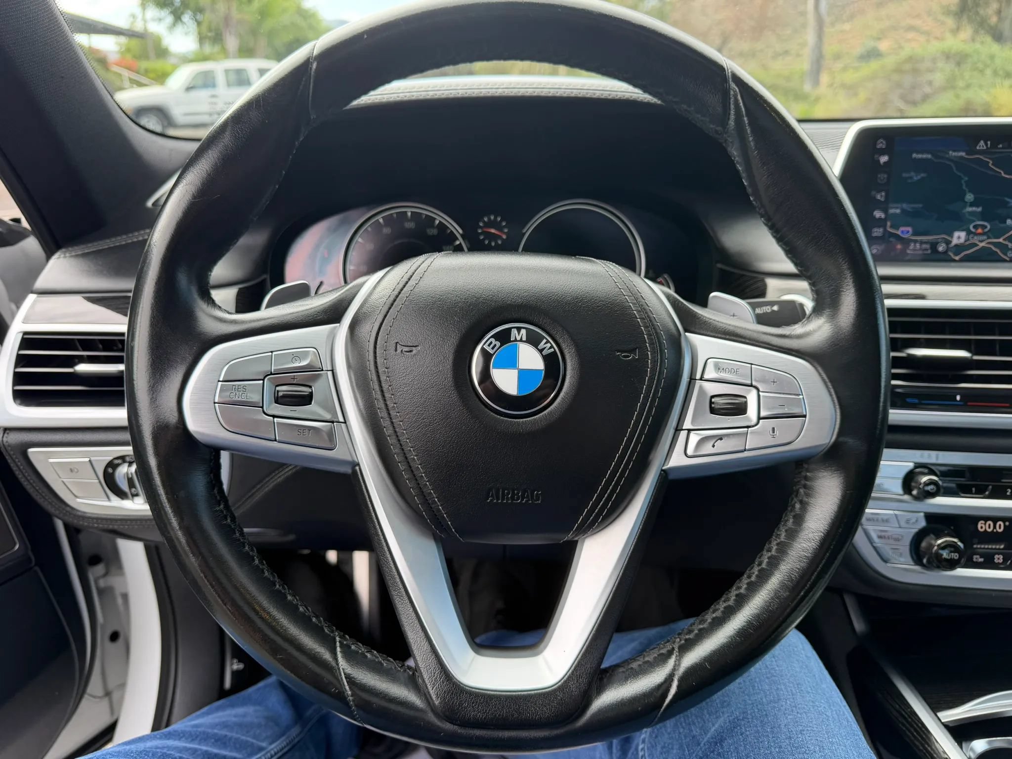 Used 2017 BMW 740i RWD image 32