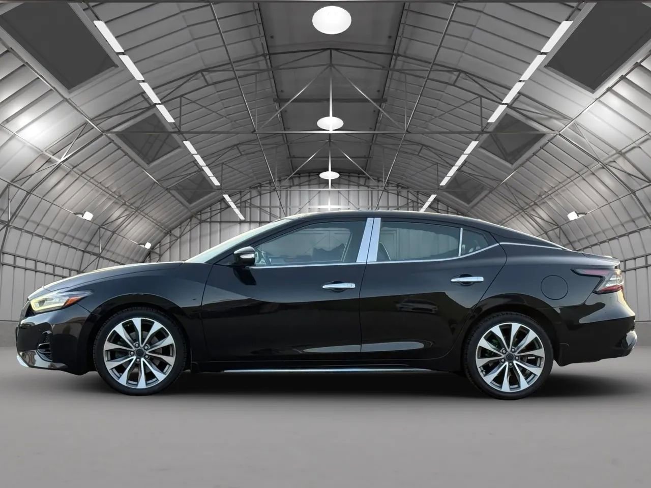 Used 2019 Nissan Maxima Platinum w/ Illumination Package FWD image 4