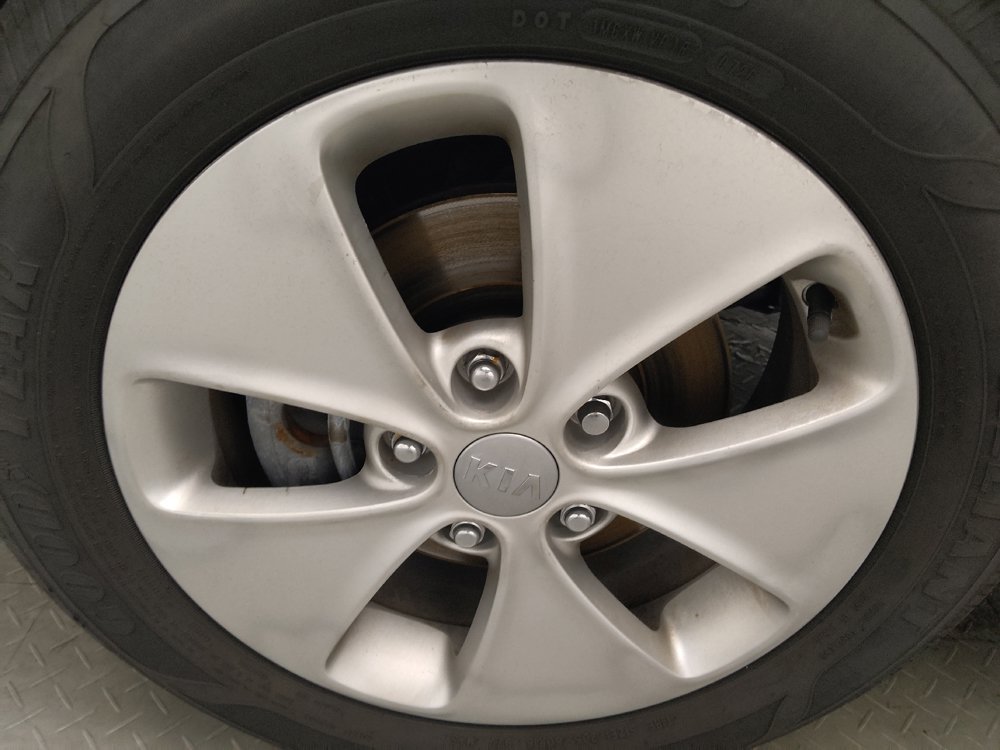 Used 2015 Kia Soul FWD image 31