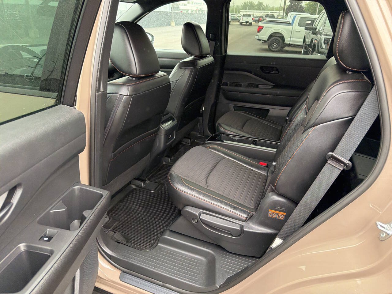 Used 2023 Nissan Pathfinder Rock Creek AWD/4WD image 14