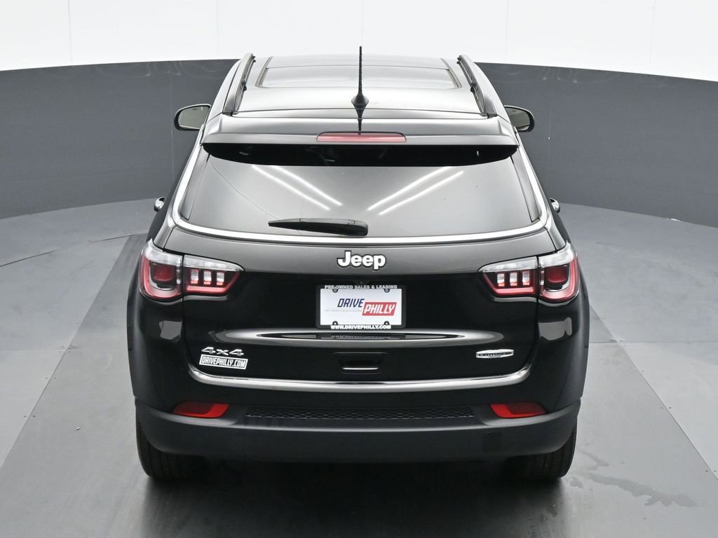 Used 2022 Jeep Compass Latitude w/ Sun and Sound Group image 20