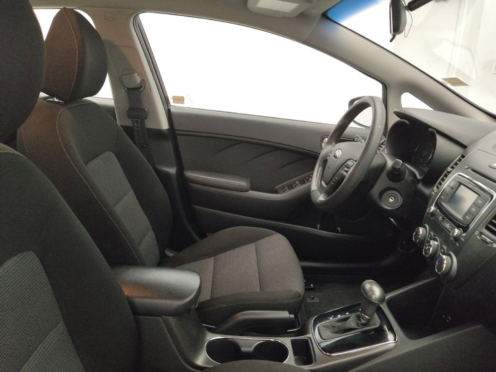 Used 2017 Kia Forte LX FWD image 21