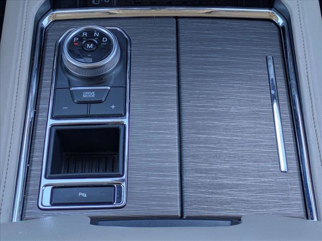 Used 2024 Ford Expedition Limited RWD image 12