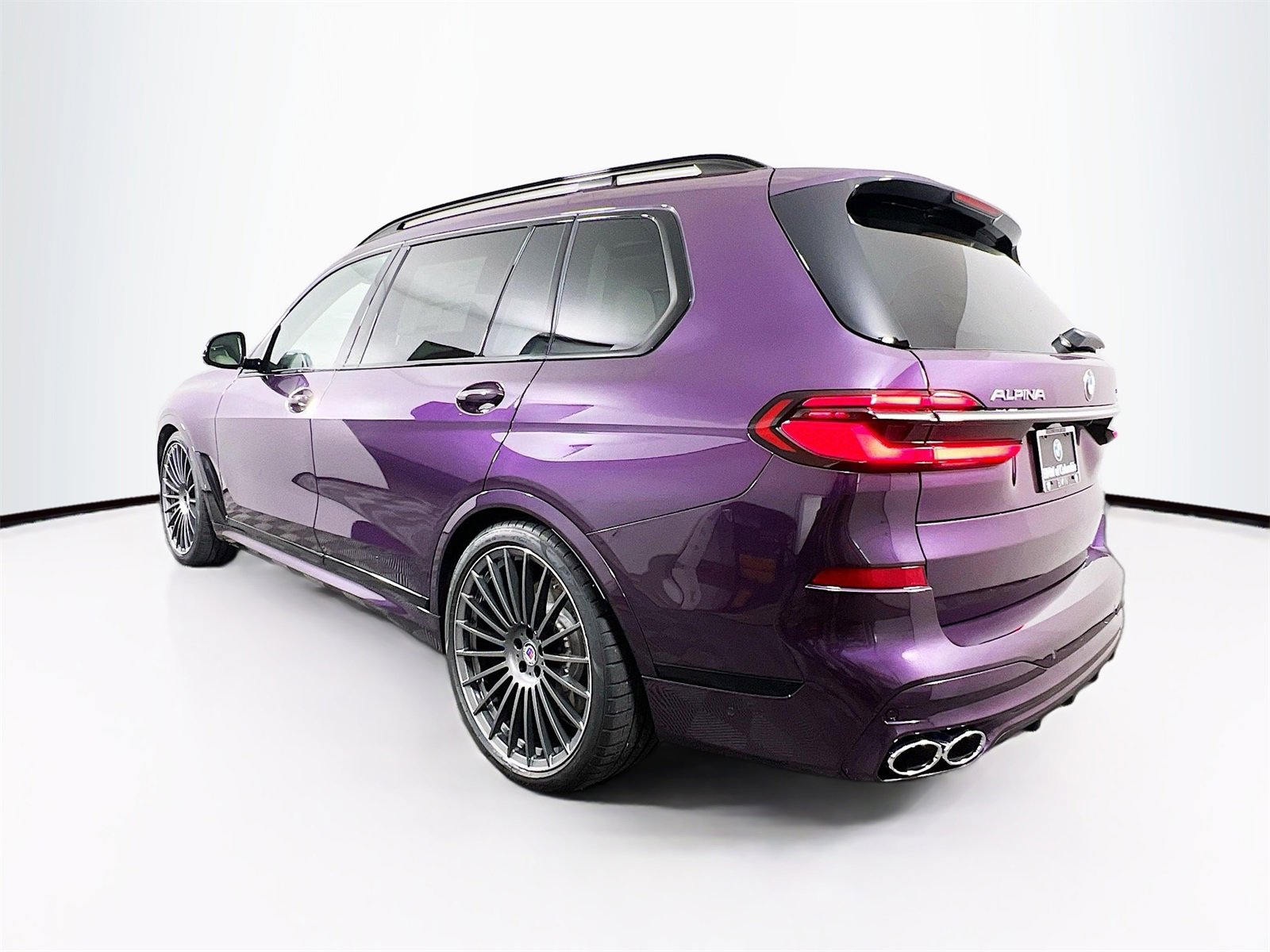 New 2026 BMW ALPINA XB7 image 5