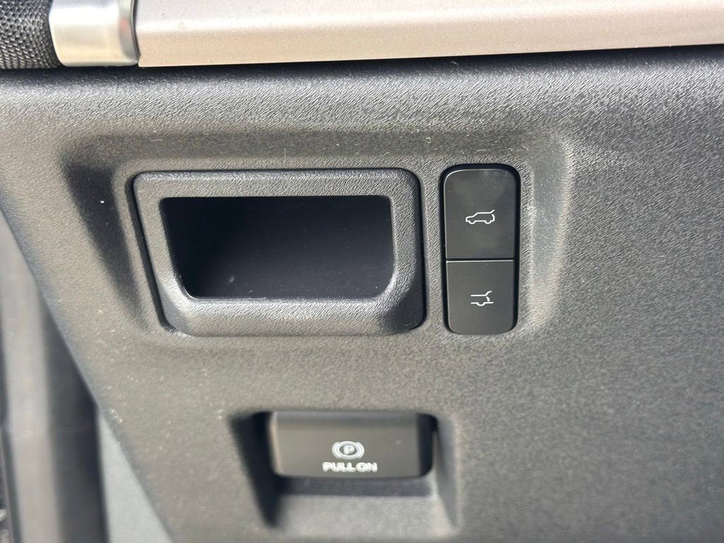 Used 2025 Ford Expedition Active image 34