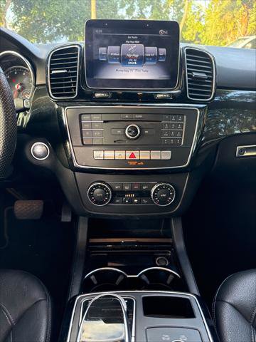 Used 2018 Mercedes-Benz GLE 350 w/ Premium 1 Package image 25