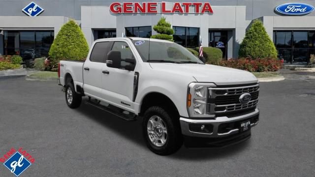 Certified 2025 Ford F250 XLT image 1